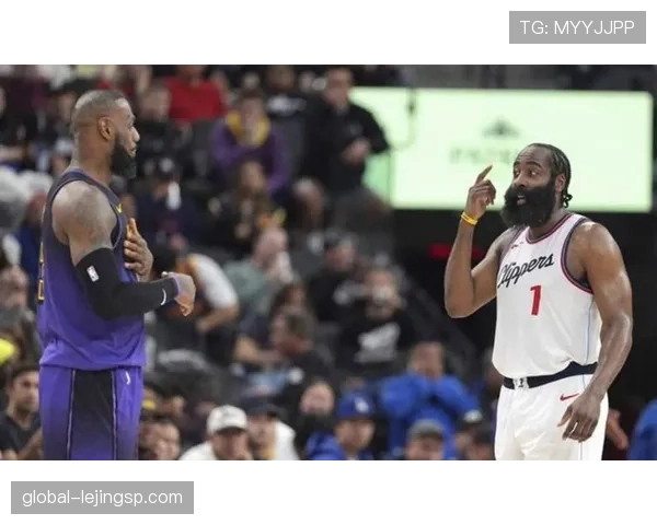 布拉德利·比尔挡拆创造高效得分 拉开与哈登在进攻端差距