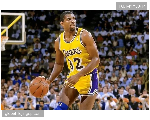 班切罗无球跑动占比提升，改变魔术进攻结构