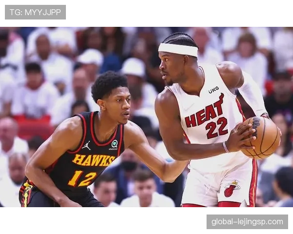 巴特勒关键突破提升季后赛得分效率，领先队内核心罗宾逊