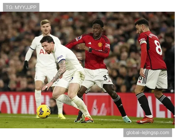 热刺攻强守弱问题持续影响球队稳定性，防线崩盘迹象加剧球队面临竞争压力